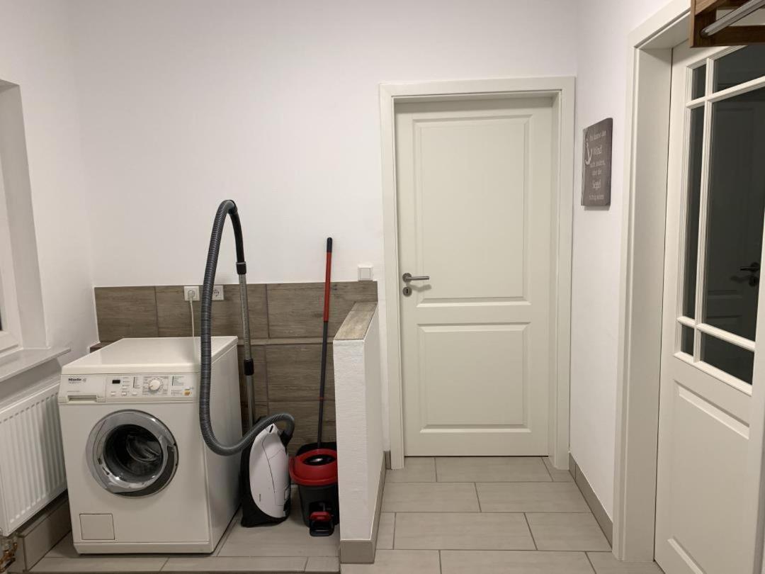 Neu! Schickes Und Modernes Ferienhaus Ant Zingel Krummhörn Esterno foto