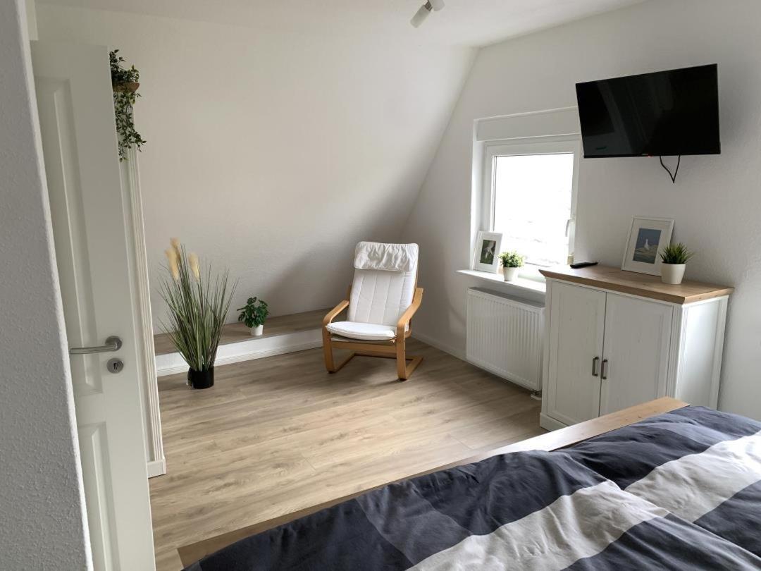 Neu! Schickes Und Modernes Ferienhaus Ant Zingel Krummhörn Esterno foto
