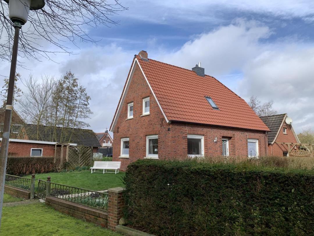 Neu! Schickes Und Modernes Ferienhaus Ant Zingel Krummhörn Esterno foto