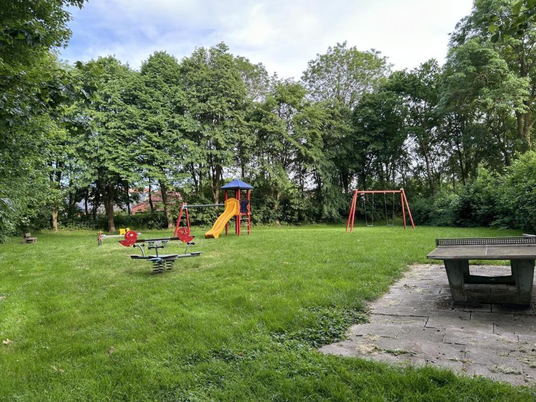 Neu! Schickes Und Modernes Ferienhaus Ant Zingel Krummhörn Esterno foto